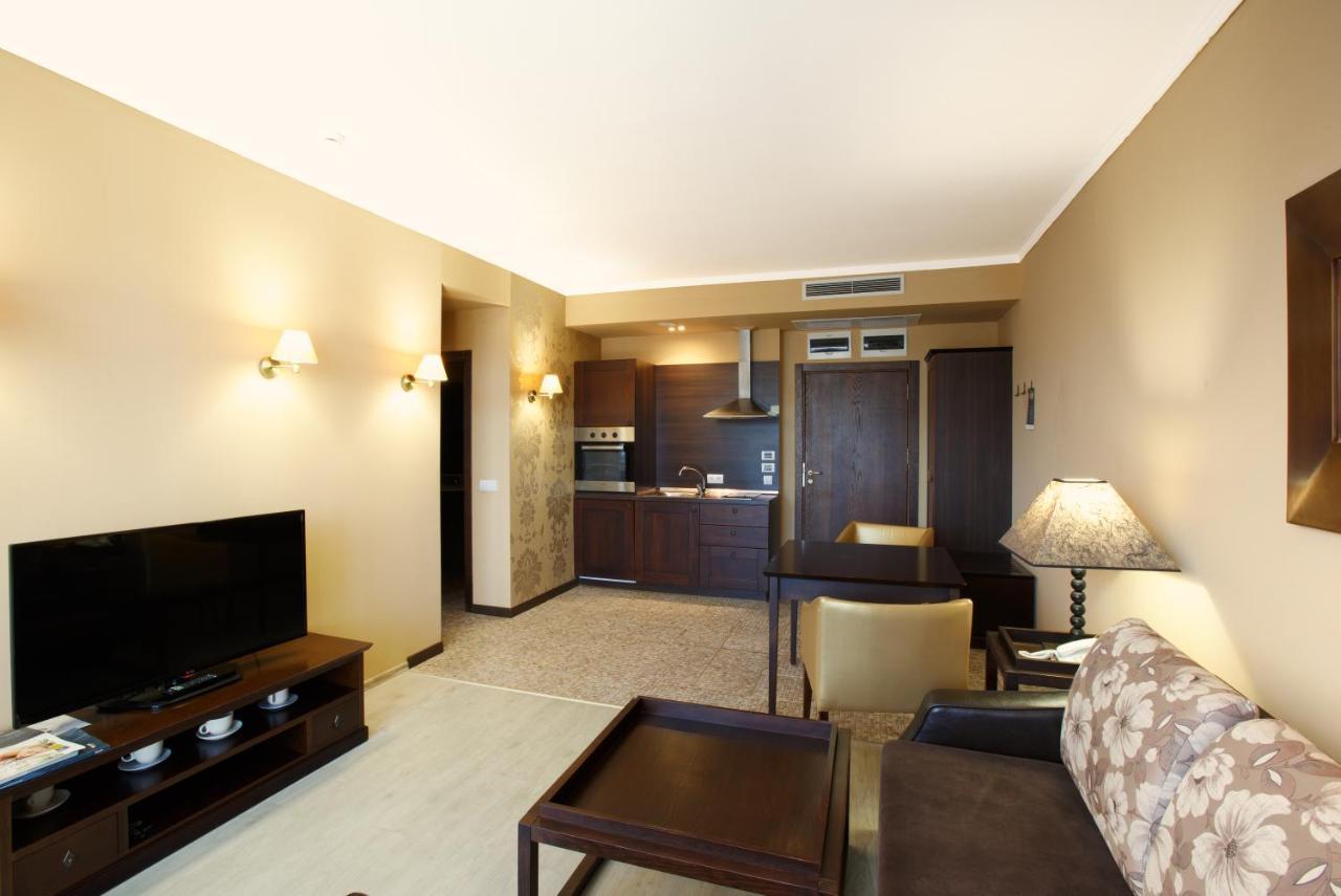 Royal beach Apartament Pool Sea 1 Slantschew brjag Exterior foto
